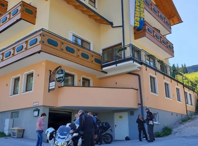 Alpengasthof Grimmingblick Hotel